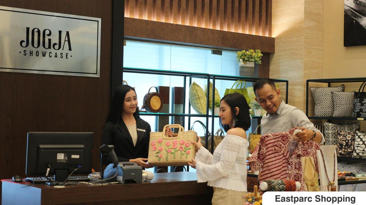 Eastparc Hotel Yogyakarta Esterno foto